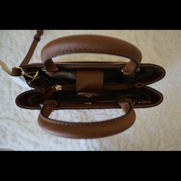 ⭐️MICHAEL KORS HAILEE LUGGAGE SATCHEL⭐️ - Picture 6 of 8